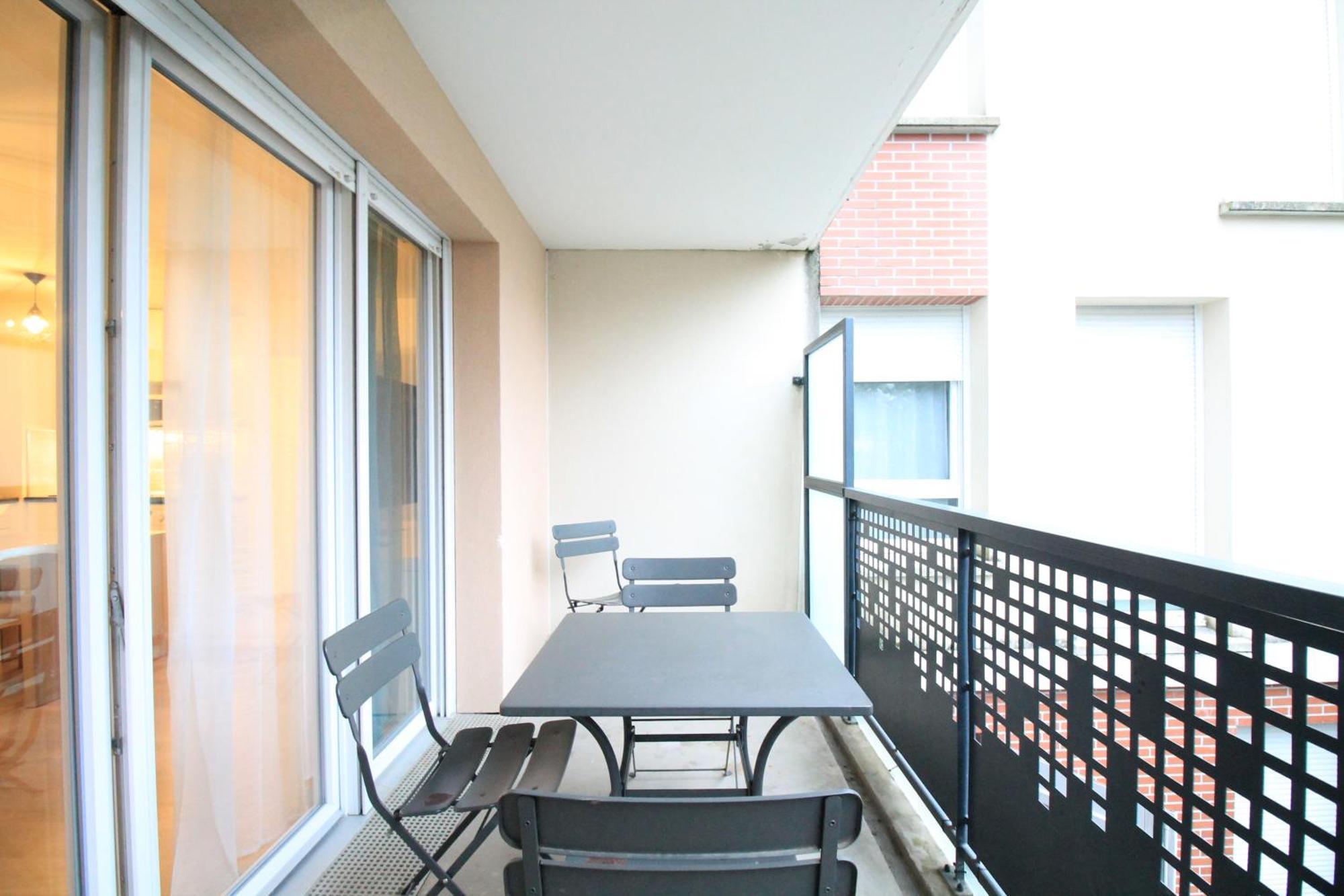 Grand Studio tout équipé, proche Gare RER C Paris, Centre Hospitalier et Centre Ville Arpajon Exterior foto